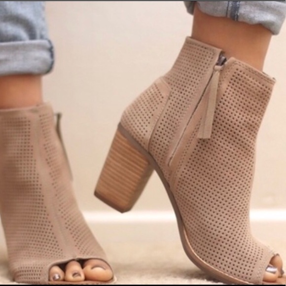 Toms Shoes - Toms Majorca Peep Toe , size 11